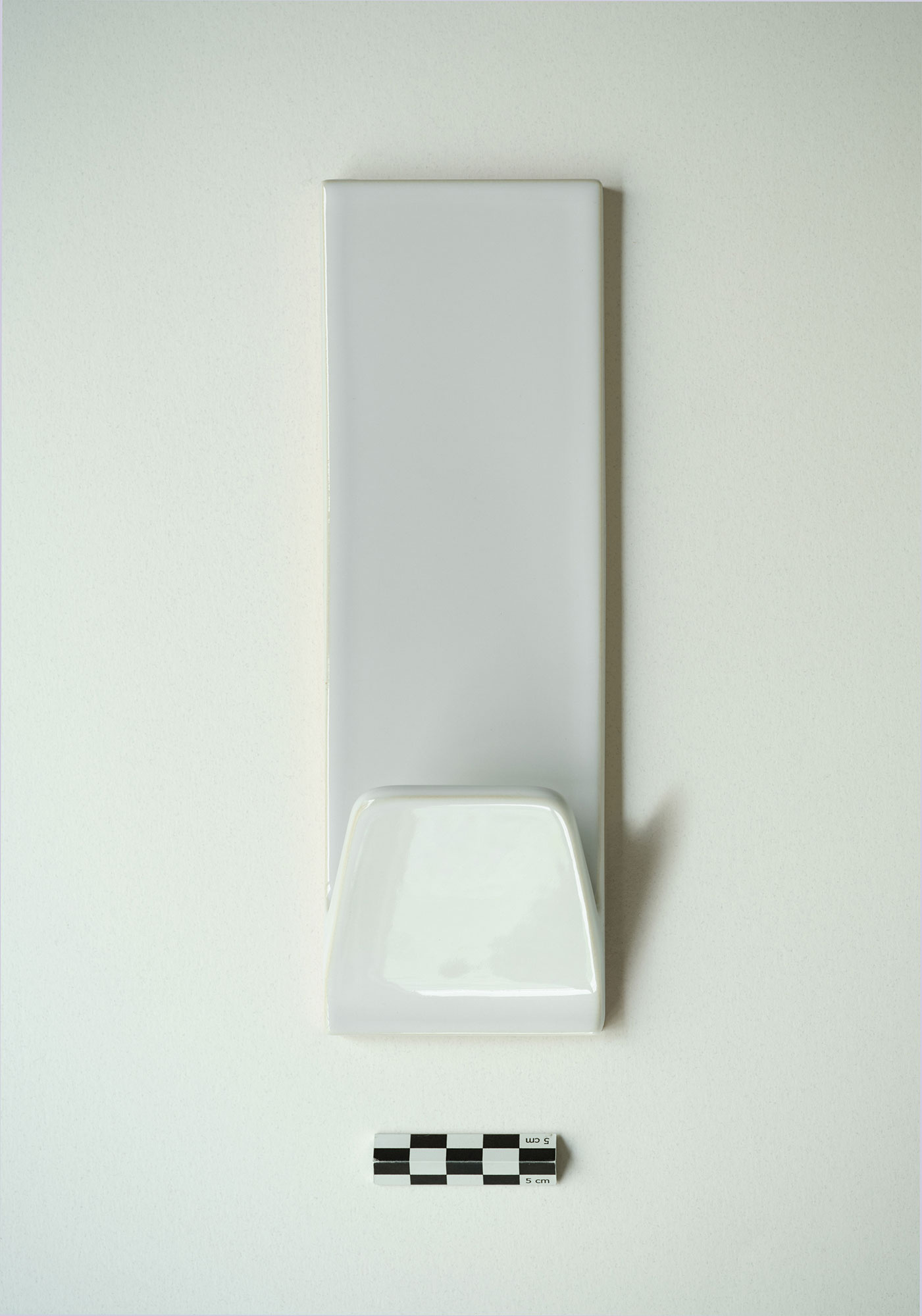 A light gray hanger packshot